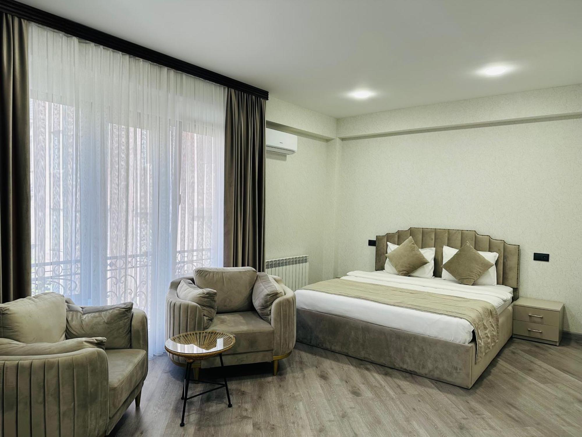 Hotel Royal Renaysance Erevan Camera foto